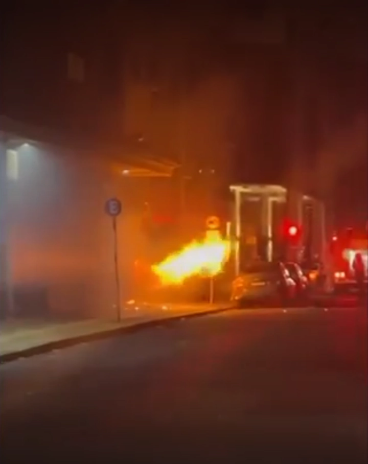 Sin víctimas tras incendio por fuga de gas en Montevideo.