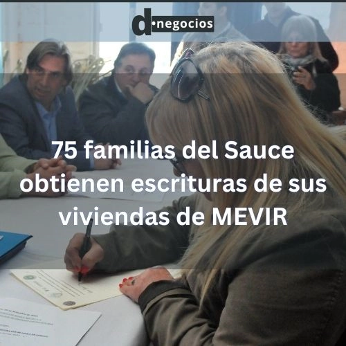 75 familias del Sauce obtienen escrituras de sus viviendas de MEVIR.