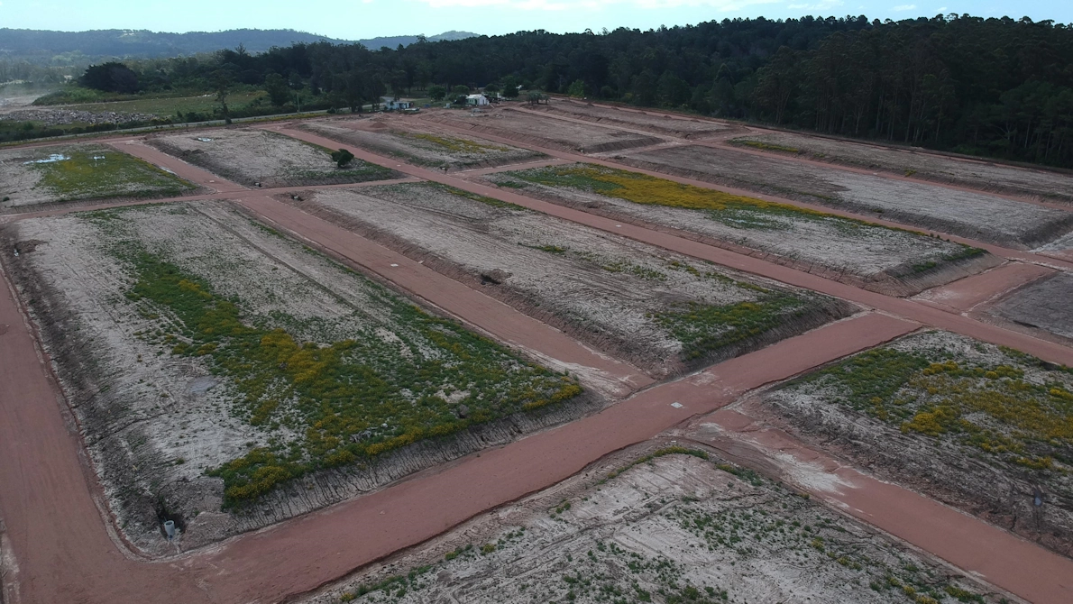 Loteo de 1000 terrenos en el norte de Cerro Pelado, Maldonado.